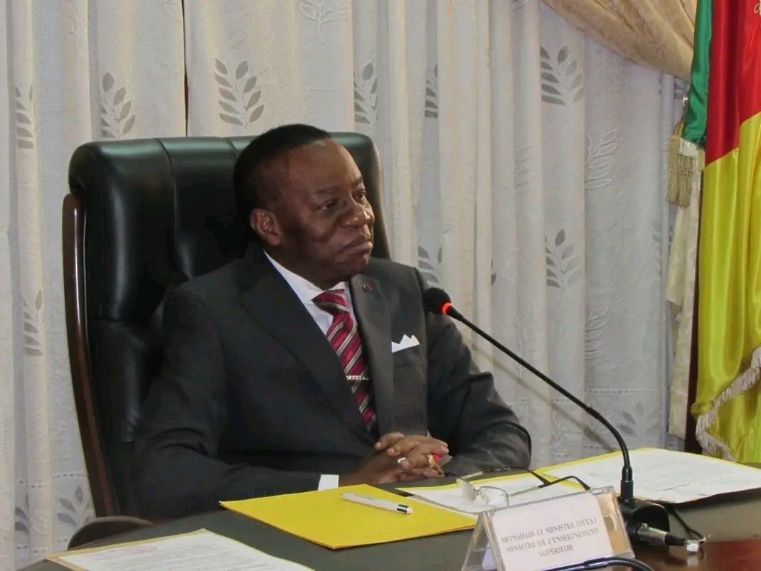 University lecturers in Cameroon have gone on strike over the non-payment of research allowances by the government.

In a communique circulating, the National Union of Teachers of Higher Education, known as SYNES, has asked teachers to stay away from work between January 5 and