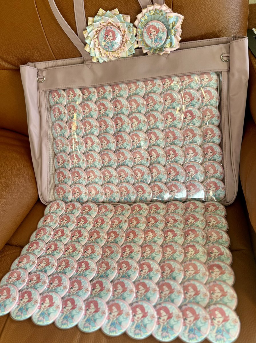 みてー！🐏 おとめアイプリワールドの缶バッジA3で2面組んだー！！！ 1