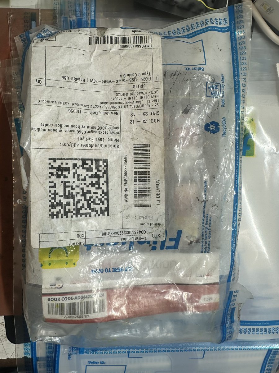 ShakilSaqu66182's tweet image. Dear @_Kalyan_K 
Are you full of thieves. Can you visit these 2 links below and suggest the theft that has happened drive.google.com/file/d/1WVR8u6… and drive.google.com/file/d/1WYnBZC… #flipkartseller #boycotflipkart #cheatermarketplace