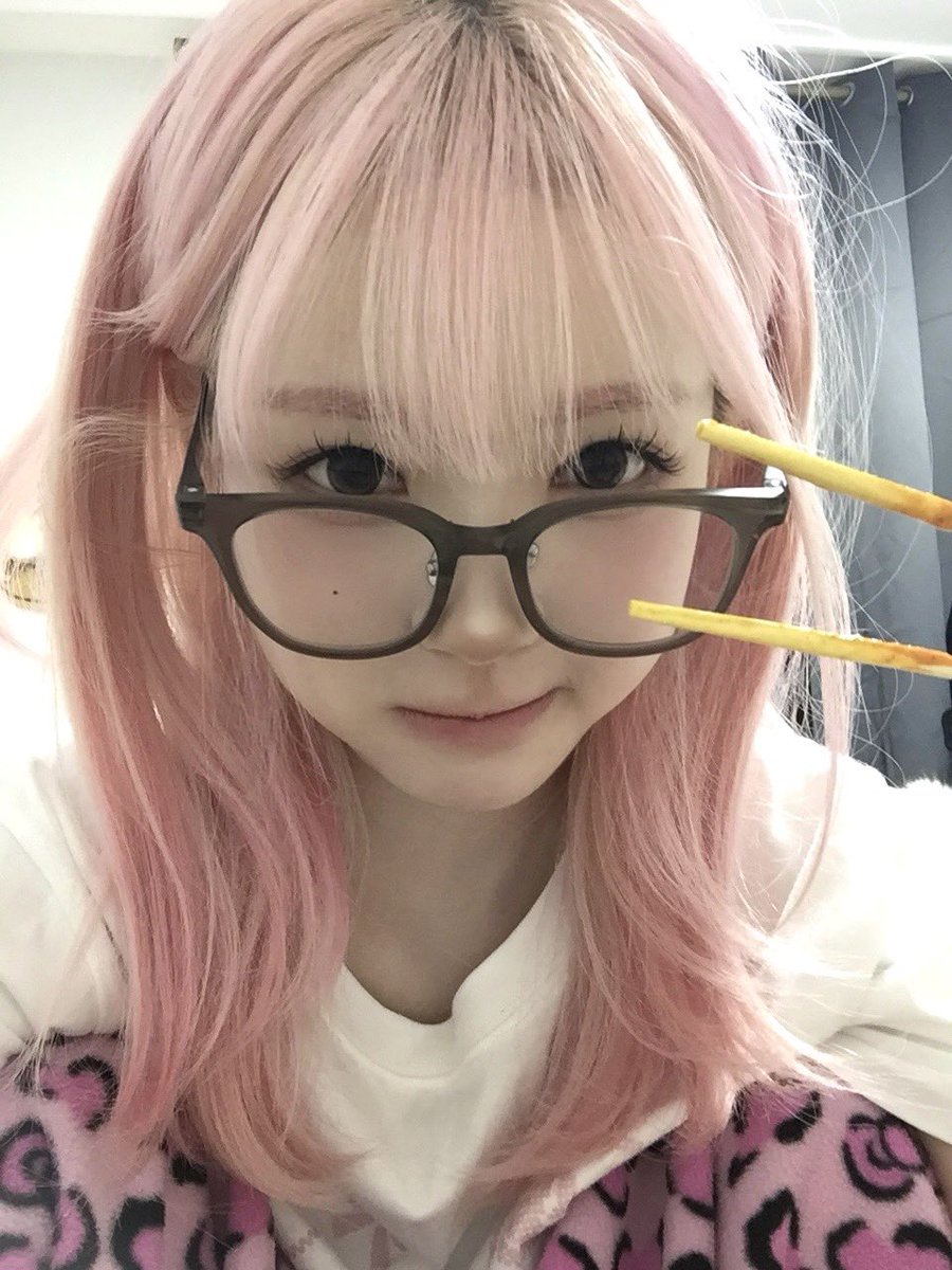 푸푸 tweet media