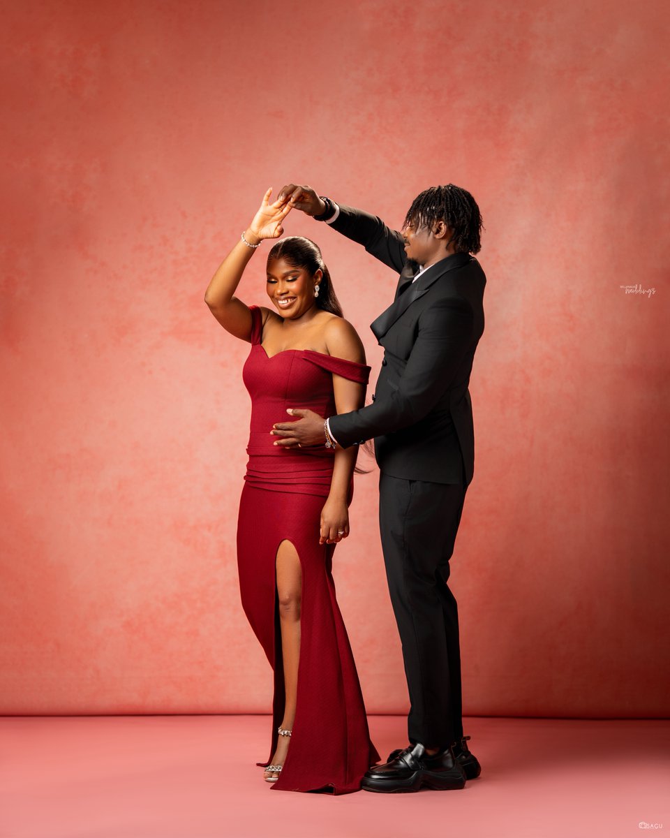 BellaNaijaWed's tweet image. From the moment we met, a spark ignited. I and ‘the baby boy’ met at a JAMB Centre sometime in 2000, although we used to be High School mates. After graduation, we lost contact, but reconnected at the JAMB centre and exchanged numbers, and everything changed.