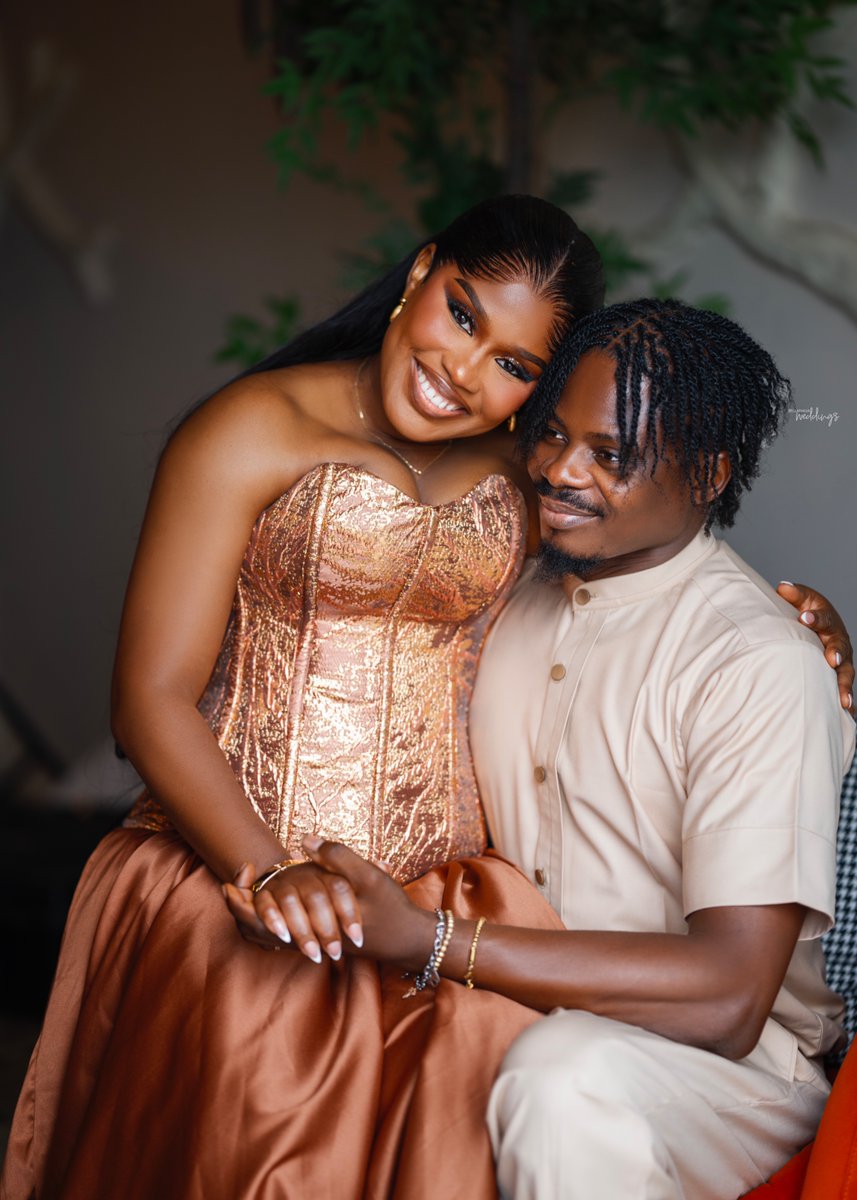 BellaNaijaWed's tweet image. From the moment we met, a spark ignited. I and ‘the baby boy’ met at a JAMB Centre sometime in 2000, although we used to be High School mates. After graduation, we lost contact, but reconnected at the JAMB centre and exchanged numbers, and everything changed.