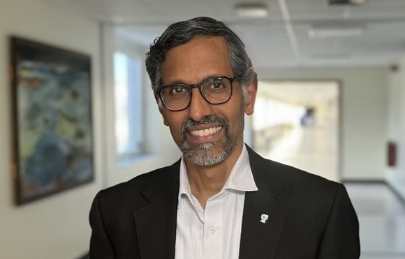 thenhenews's tweet image. 📢 Health leader begins new role at the MHRA

MHRA has welcomed Professor Jacob George as its first Chief Medical &amp;amp; Scientific Officer! 💡

More👇
nationalhealthexecutive.com/articles/mhra-…

@MHRAgovuk #MHRA #LifeSciences #MedicalLeadership