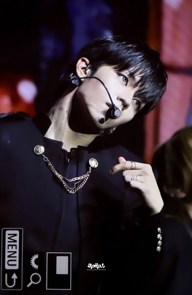 JpiipL's tweet image. 260104 팬콘

#JL #제이엘 #AHOF #아홉