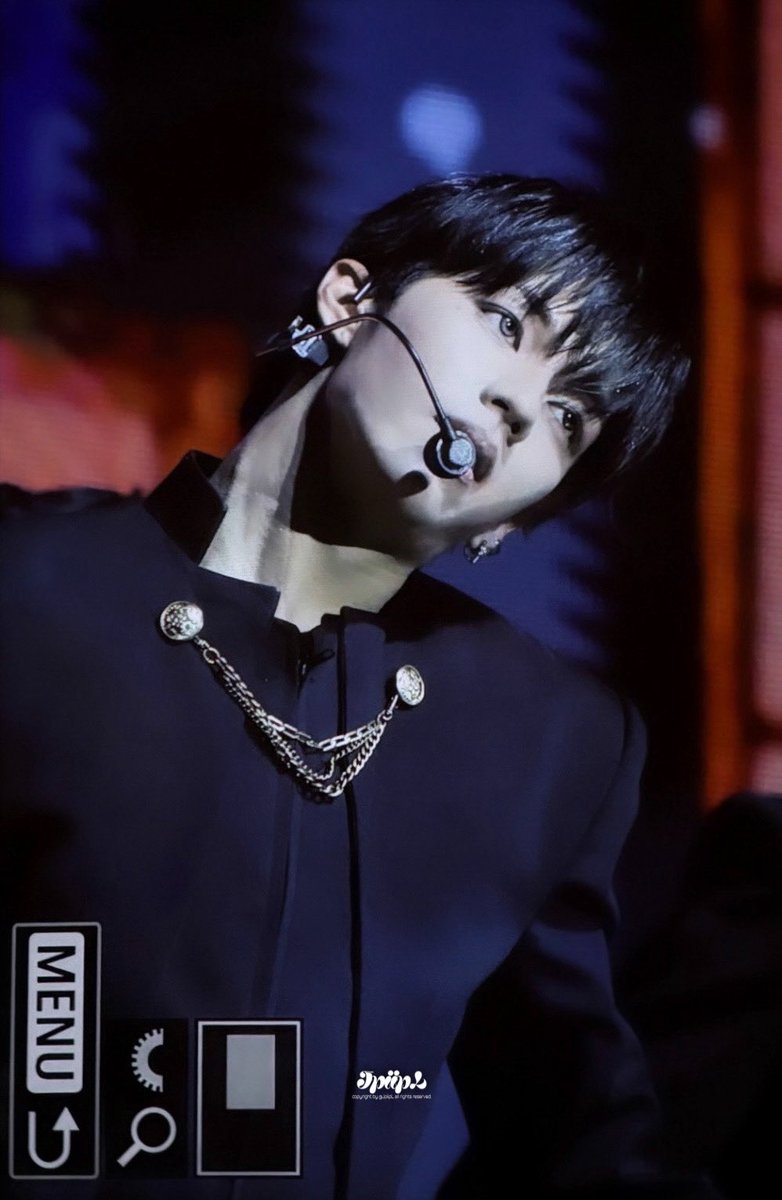 JpiipL's tweet image. 260104 팬콘

#JL #제이엘 #AHOF #아홉