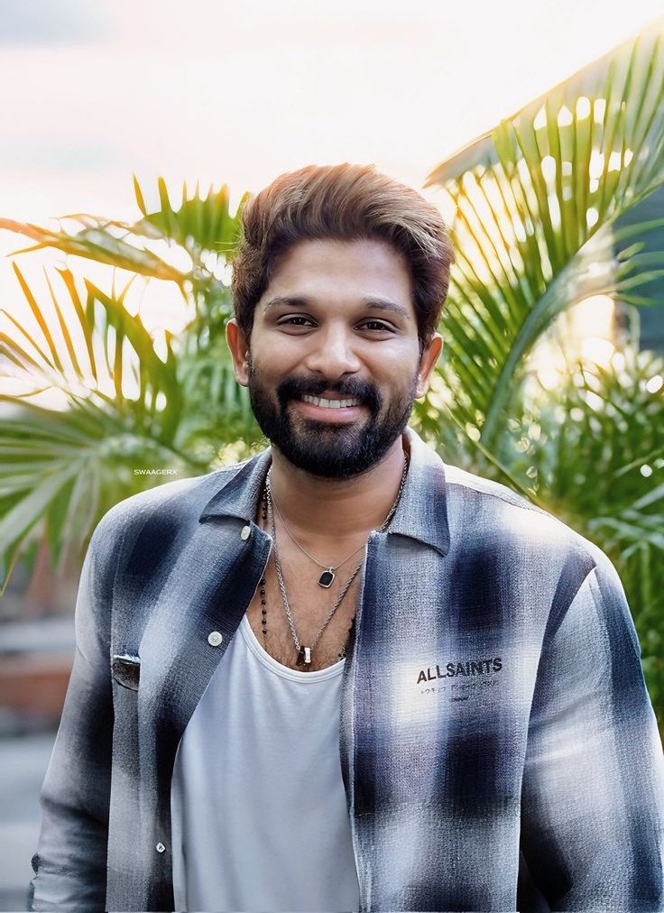 Adding Tiger Shroff to the cast of Atlee's movie #AA22xA6, 
It shows a hard truth Movies from South India still think they need a Bollywood star kid  to attract audiences all over India.
But big South Indian hits almost never add a regional star from another industry in the same