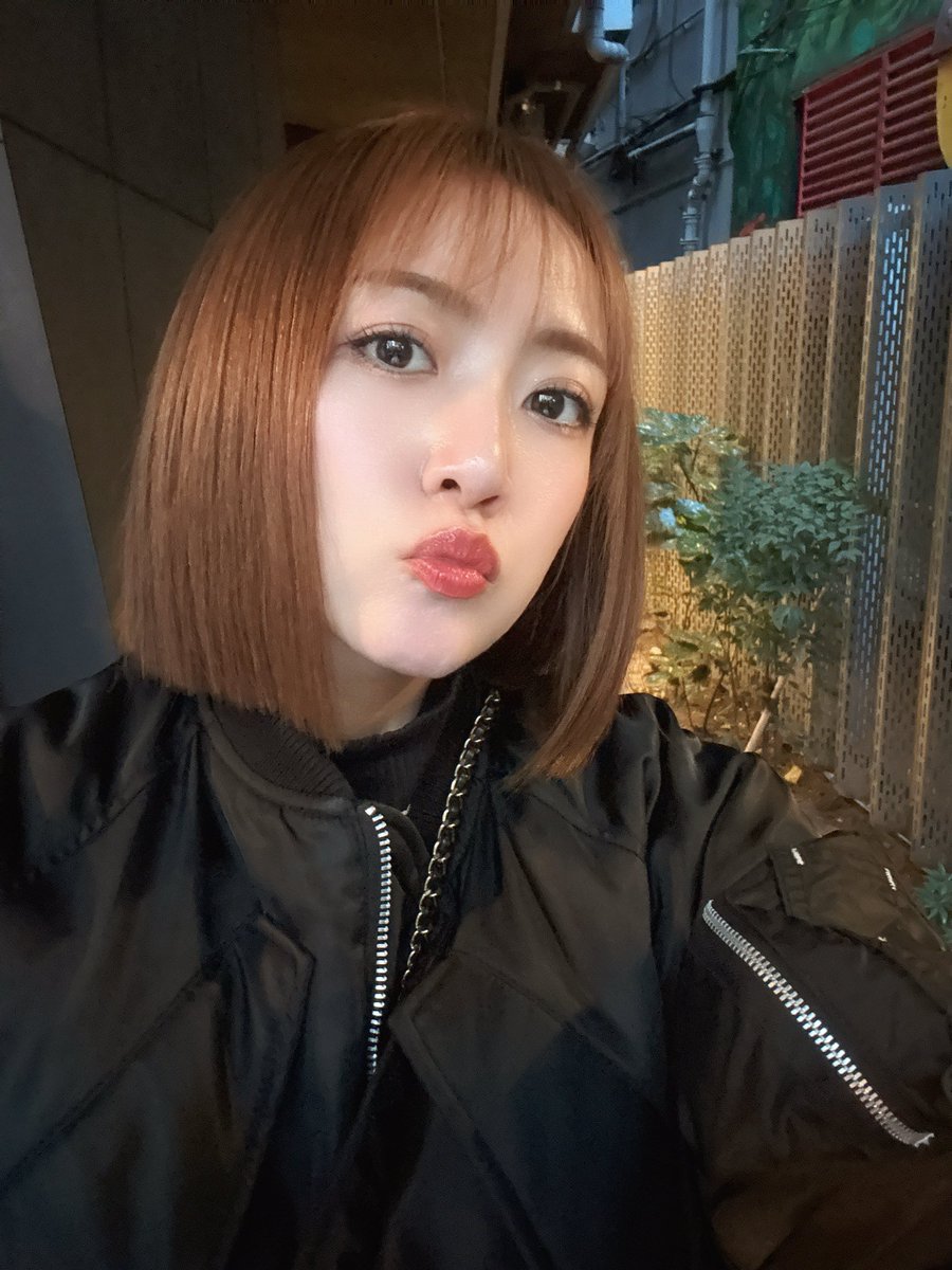 やっと切った！！！！ スッキリ！！ 髪乾かすの楽すぎるね🤤