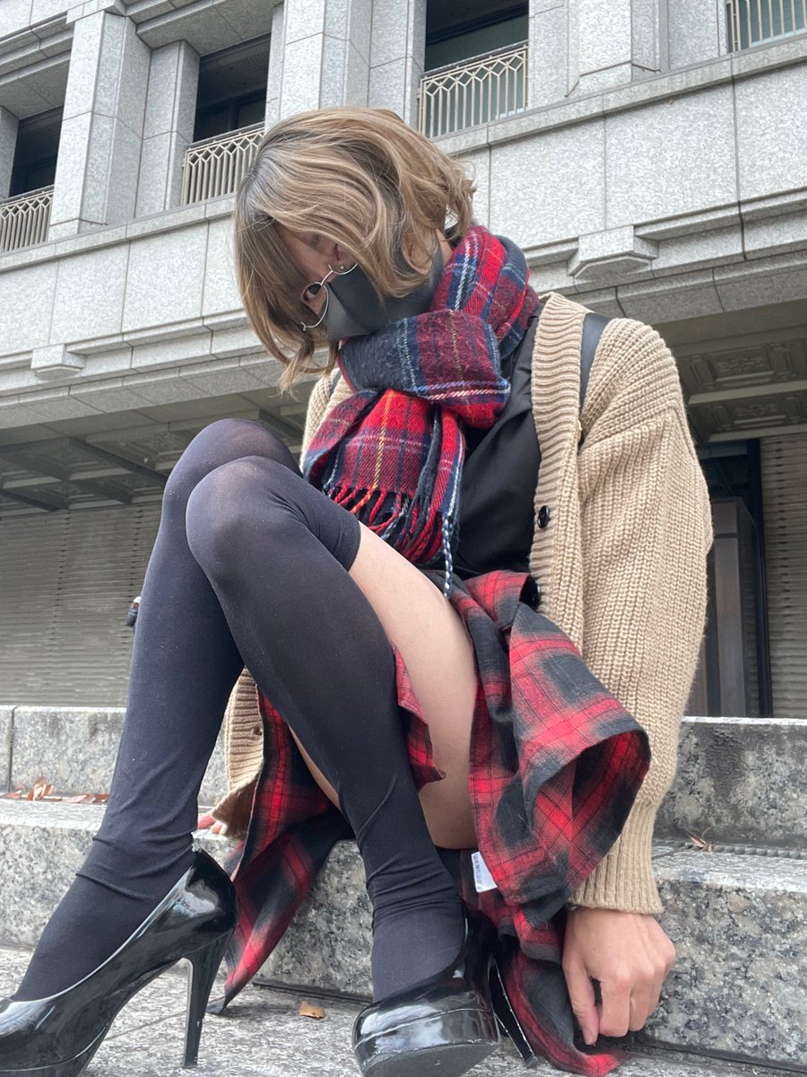 お疲れ様なのらねー💕
ゆうこネエに服借りたらいい感じになったのらよ！😊