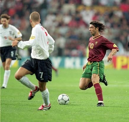 jerseyaddicts's tweet photo. Portugal Euro 2000
Size M
Excellent condition

#classic #footballshirt #vintagefootballshirt #Portugal #euro2000 #jersey4sale https://t.co/sLXmuoMPvh