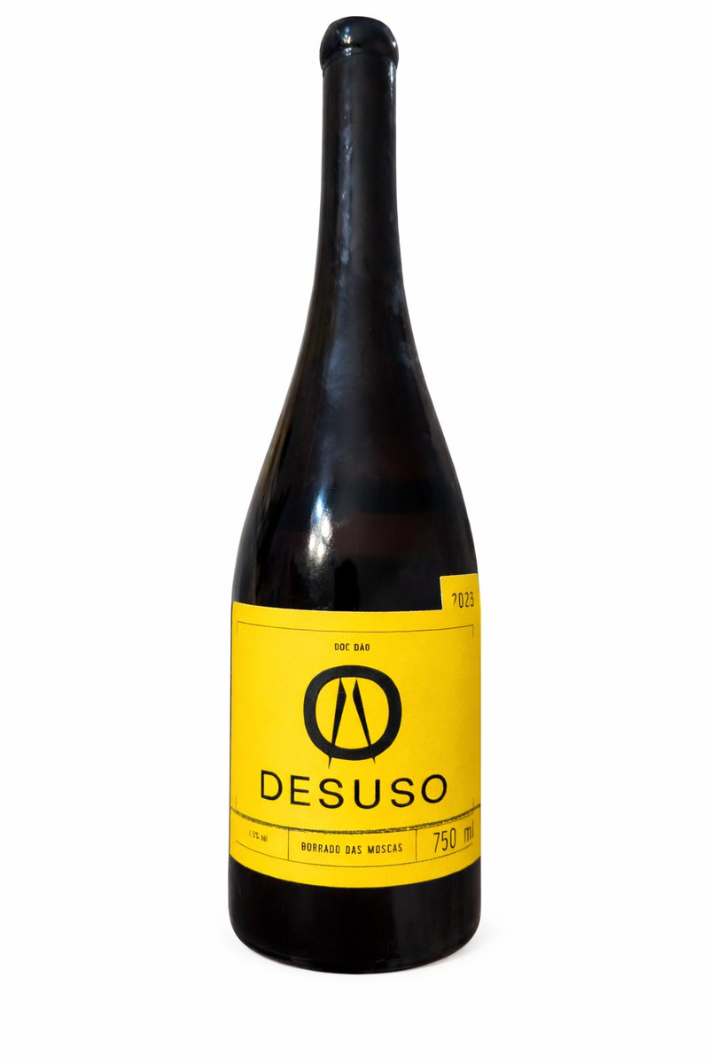 🍷 DESUSO está pronto.

Um caminho iniciado em 2020 chega agora ao copo, com a disponibilização das primeiras garrafas.

Em tinto e branco.

📍 Entrego na Área Metropolitana de Lisboa e na zona de Viseu.

DM para mais info.