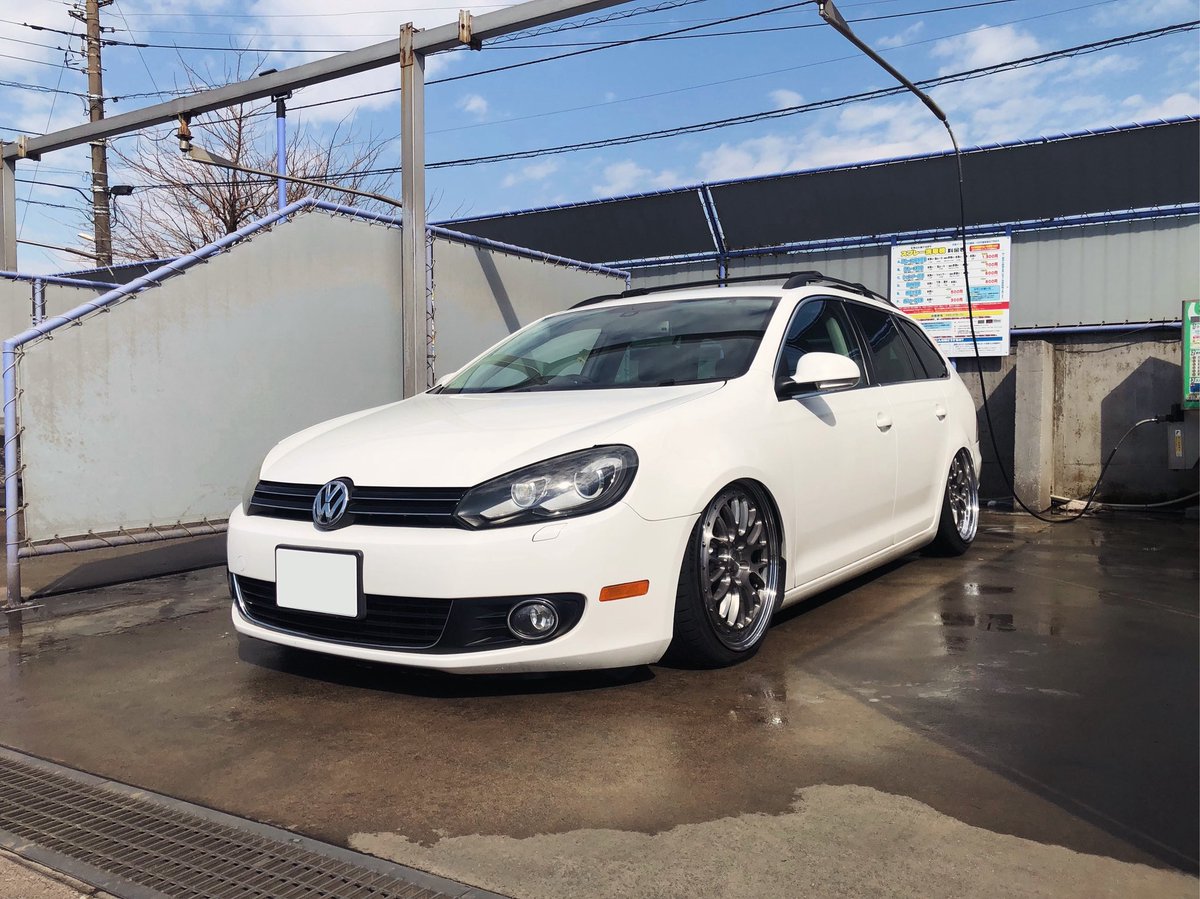 kh125_2st's tweet photo. [For Sale] GOLF6 Variant ゴルフ6 ヴァリアントワーゲン　エアサスUSDM

希望価格89.9万
車検2026年9月まで
千葉市より

私自身に色々と環境の変化があり、出品する運びとなりました。
ご検討よろしくお願いします。

#golf6
#jetta
#ゴルフ6
#エアサス
#usdm

 https://t.co/cuOwFyRdj0 https://t.co/7YvyM0TTaK