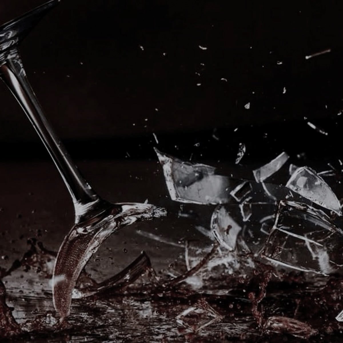 AtroceBlasonate's tweet image. 𝐖𝐡𝐞𝐫𝐞 𝐭𝐡𝐞 𝐅𝐢𝐫𝐞 𝐍𝐞𝐯𝐞𝐫 𝐅𝐨𝐫𝐠𝐢𝐯𝐞𝐬 𝐰𝐢𝐭𝐡 @OpulentPrincesa.

“Some men are born with fire in their veins, but he was forged in ash, too cold to burn, too broken to breathe, and too dangerous to be loved. It was the silence of the woman who no longer him.”