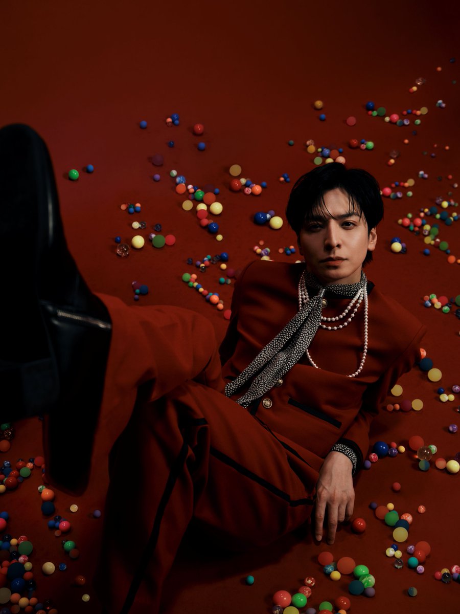 oricon's tweet photo. 生田斗真、芸能活動30周年で
本格的音楽活動を始動❗️

デビュー曲は岡村靖幸プロデュース
「スーパーロマンス」🎤

主演ドラマ
『パンダより恋が苦手な私たち』主題歌🐼

「だいすきな“岡村ちゃん”節が
随所に散りばめられた胸キュンラブソングです」

🎥映像公開
https://t.co/G6J9RgHBr8

#生田斗真 https://t.co/oBTW7ls2Cz