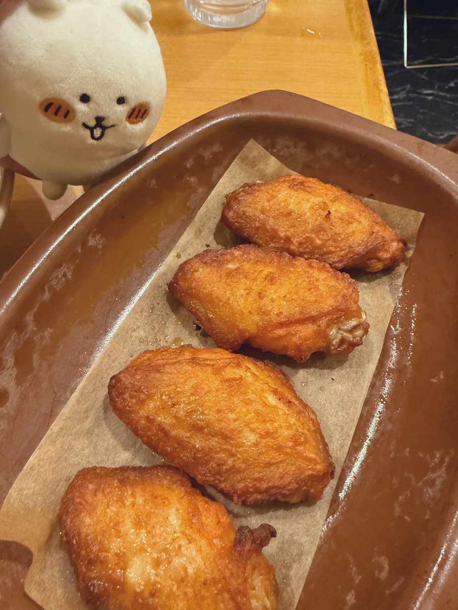これは大好きなサイゼリヤの辛味チキン🐻‍❄️🐥
