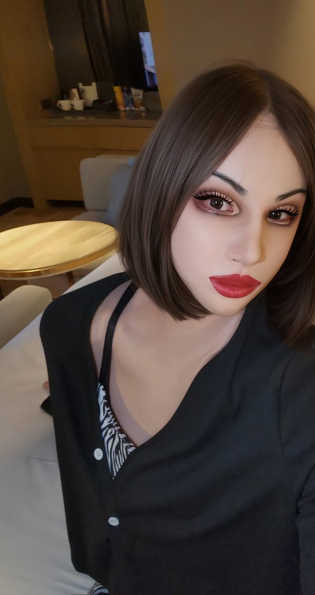 𝐭𝐚𝐲𝐥𝐨𝐫