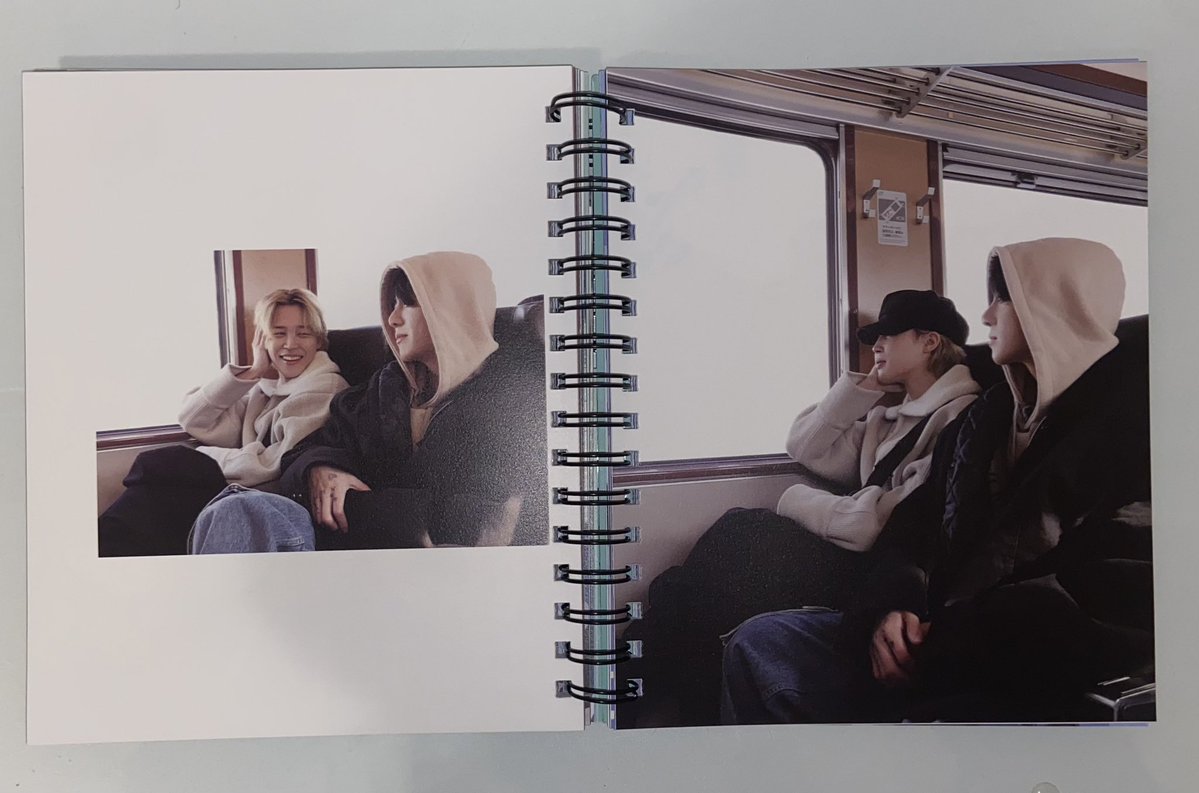 mindblowingjjk's tweet image. ✨feedback✨super positivo para a @ells_collection, que me vendeu o photobook de are you sure 1
chegou em perfeito estado e com mimos, tô mega satisfeita