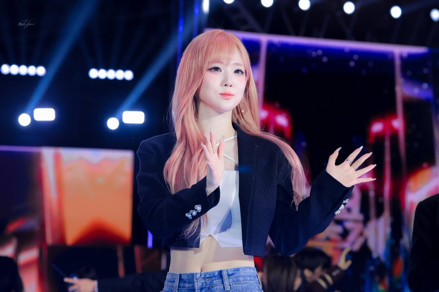 daily tripleS tweet media