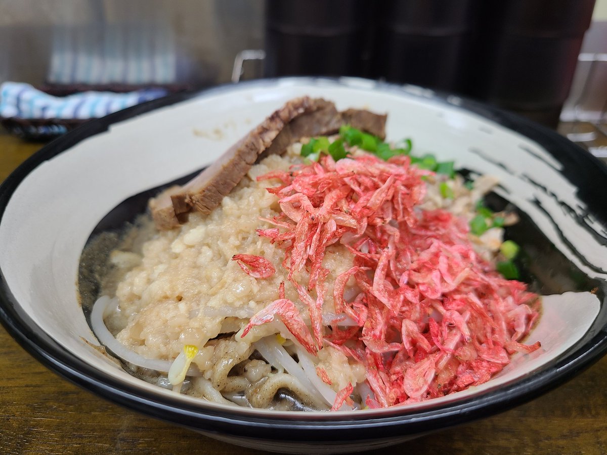 麺屋よしすけ@行徳 「限定 濃厚えび煮干あぶらそば＆追い飯」 大量の背