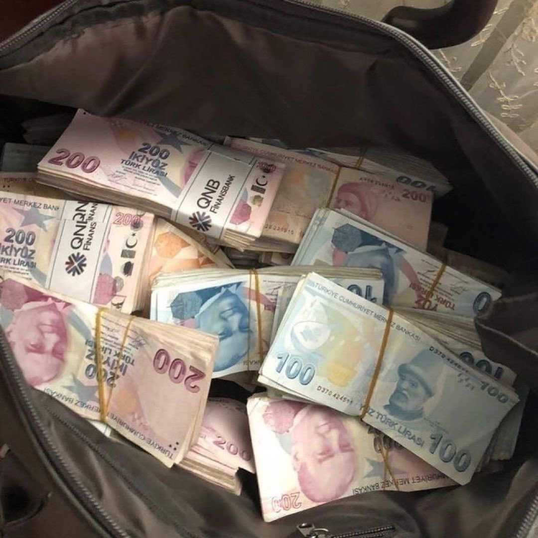 CryptoDR33's tweet photo. Evrenden mesaj var, bu günler bolluk enerjisihakim
✨ Önümüzdeki 48-72 saat içinde elinize hiç beklemediğiniz yerden sürpriz para geçebilir💖

💸 Bu enerjiyi kabul edip mühürlemek için yoruma 777-520 yaz❤️ https://t.co/tTfYAujP3N