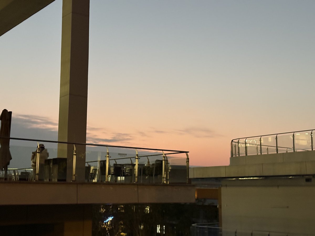 Mea8605's tweet photo. In case guys miss me，posting some sky views here https://t.co/beZKiDWthW