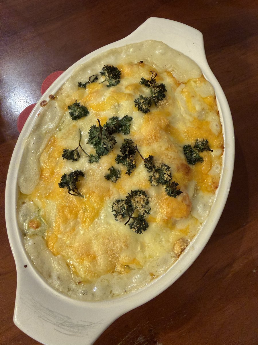 38Vi1's tweet image. 夜ご飯は、グラタンとメゾンカイザーのパン🤤

「エクメック」っていう名前のハチミツとオリーブオイルを使っためちゃ好きなパン🤤

ご馳走様でした😋

#おうちご飯
#グラタン
#メゾンカイザー