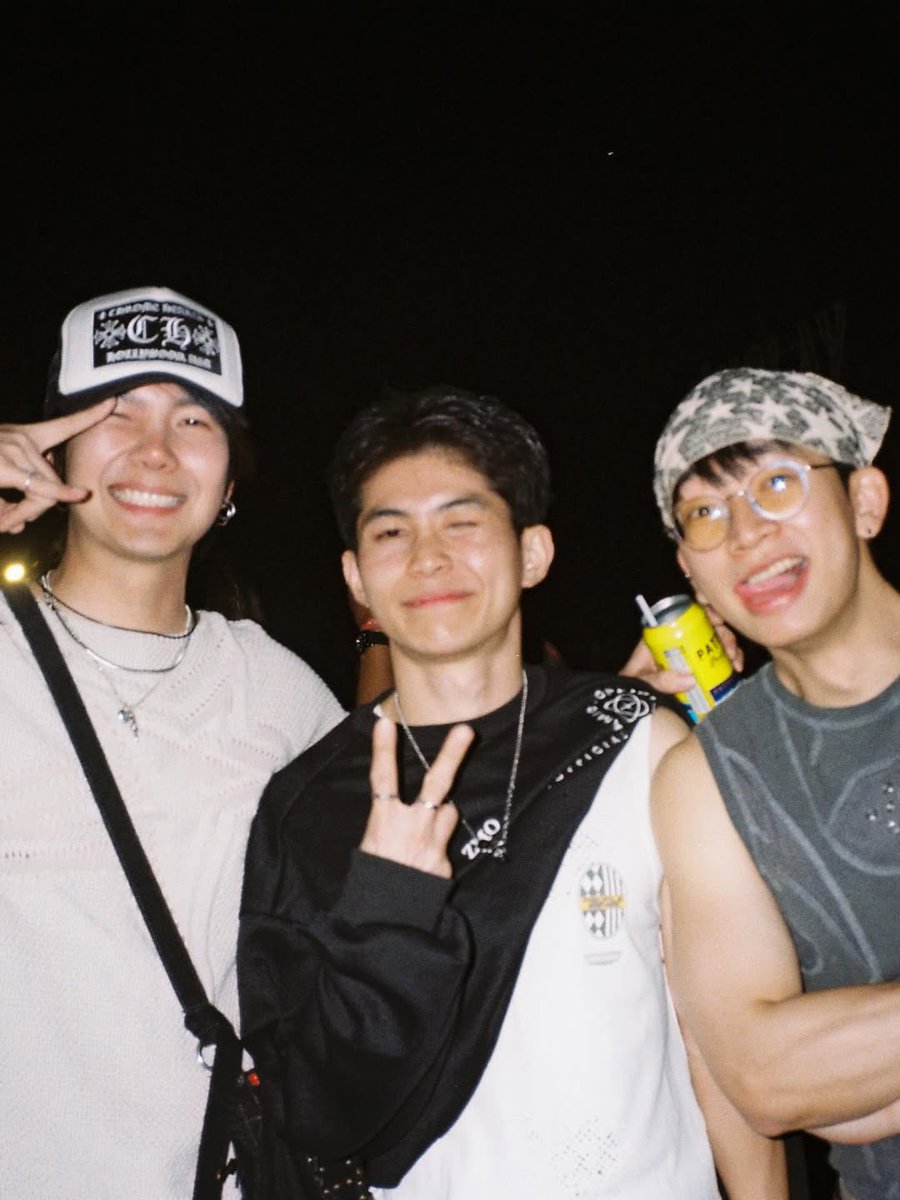 Build_Family FC tweet media