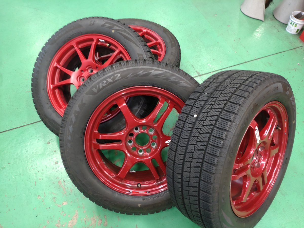 2ヶ月間続いた街乗り仕様から サーキット仕様へ準備開始 先ずはタイヤ