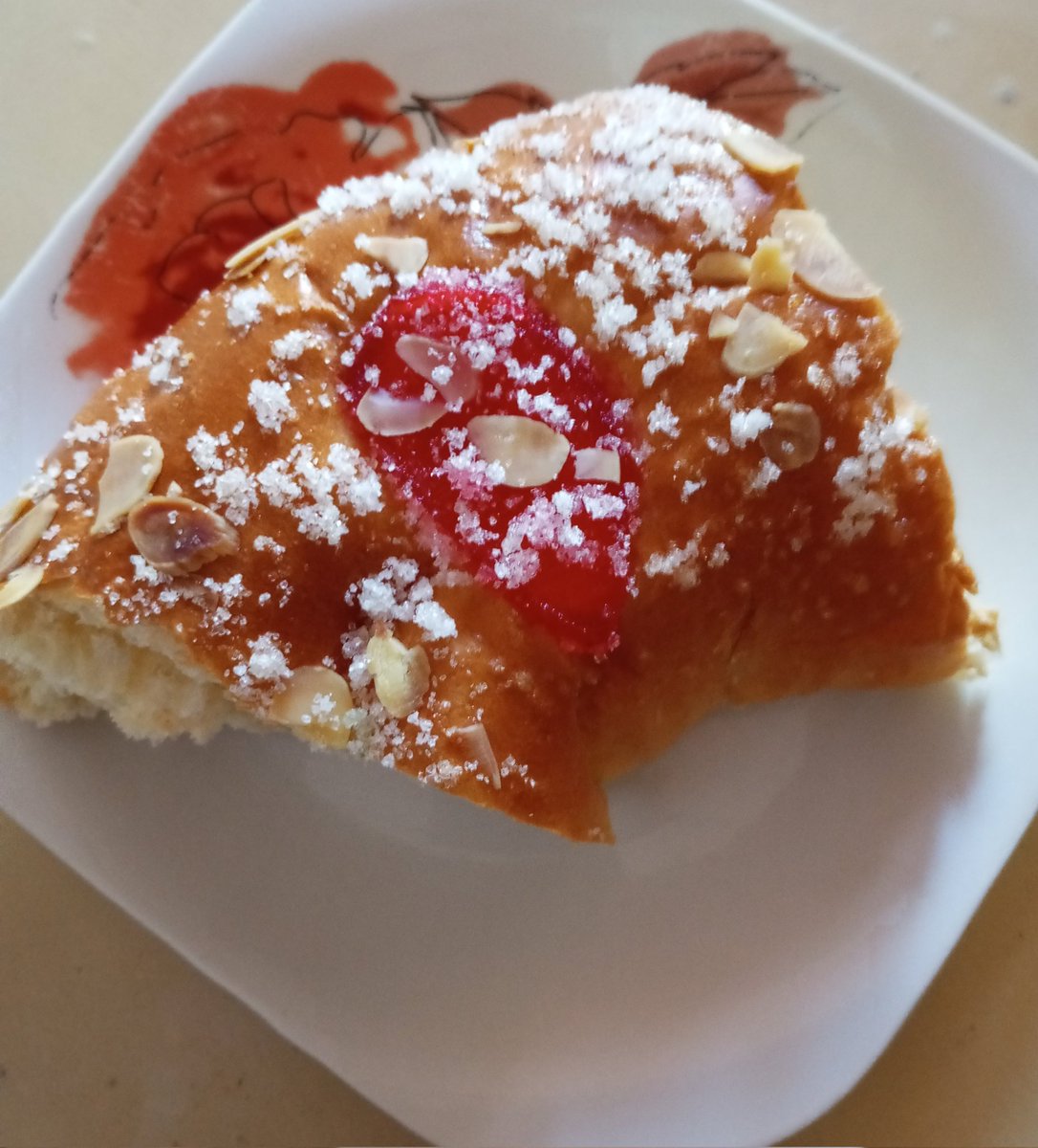 Eleanor jean hi-res stock photography and images - Page 3 - Alamy, image size:1086x1200