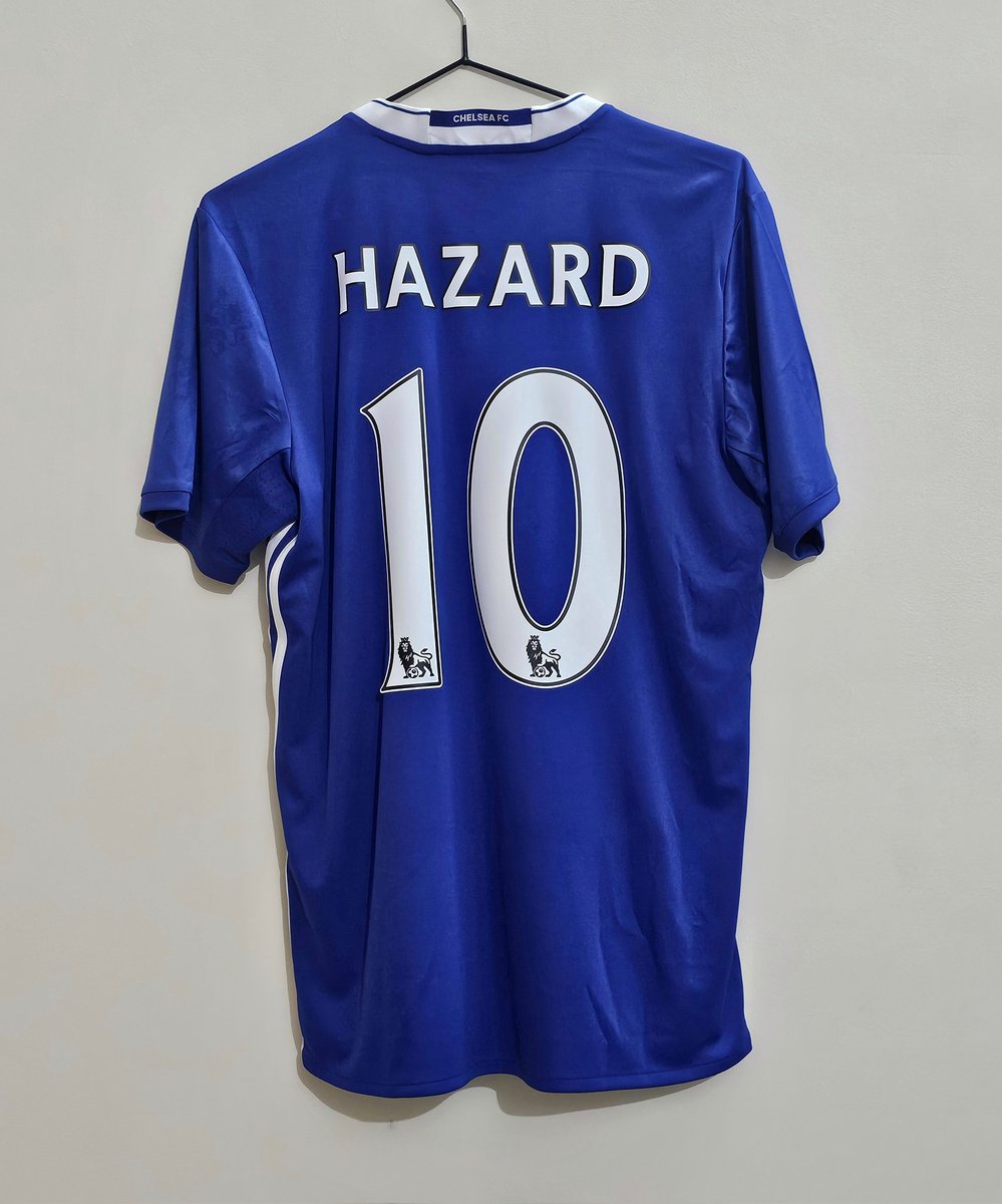 VsKitCorner's tweet image. 🏴󠁧󠁢󠁥󠁮󠁧󠁿 For Sale!

Official Chelsea 2016/17 Home Hazard. 

Medium. 

Brand New With Tags!

£125.

#CFC