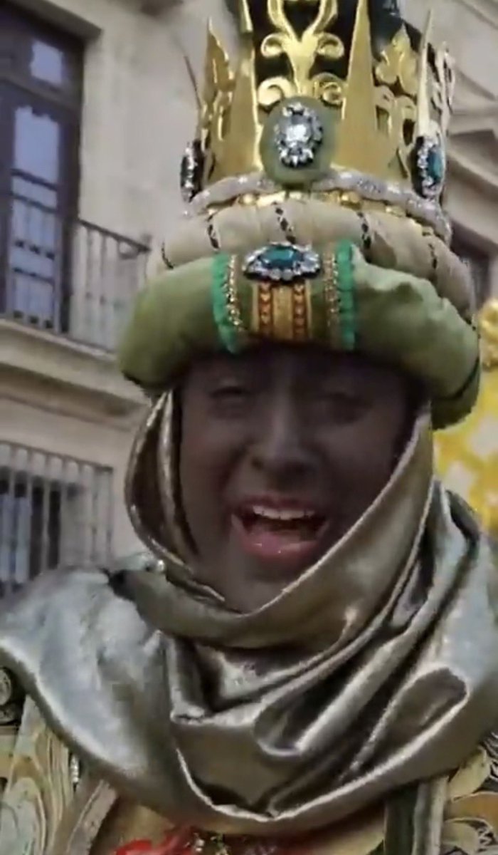 Es #MorenoBonilla.
Reparte caramelos, mientras tiene medio millón de niños en Andalucía, sin pediatra asignado.
Recuerda: #JuanMaTeMiente