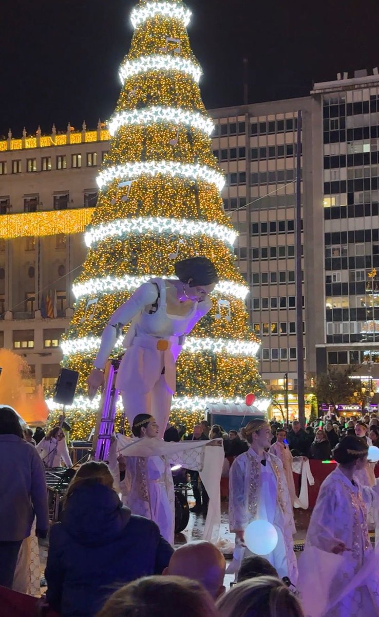 Papi Robles tweet media