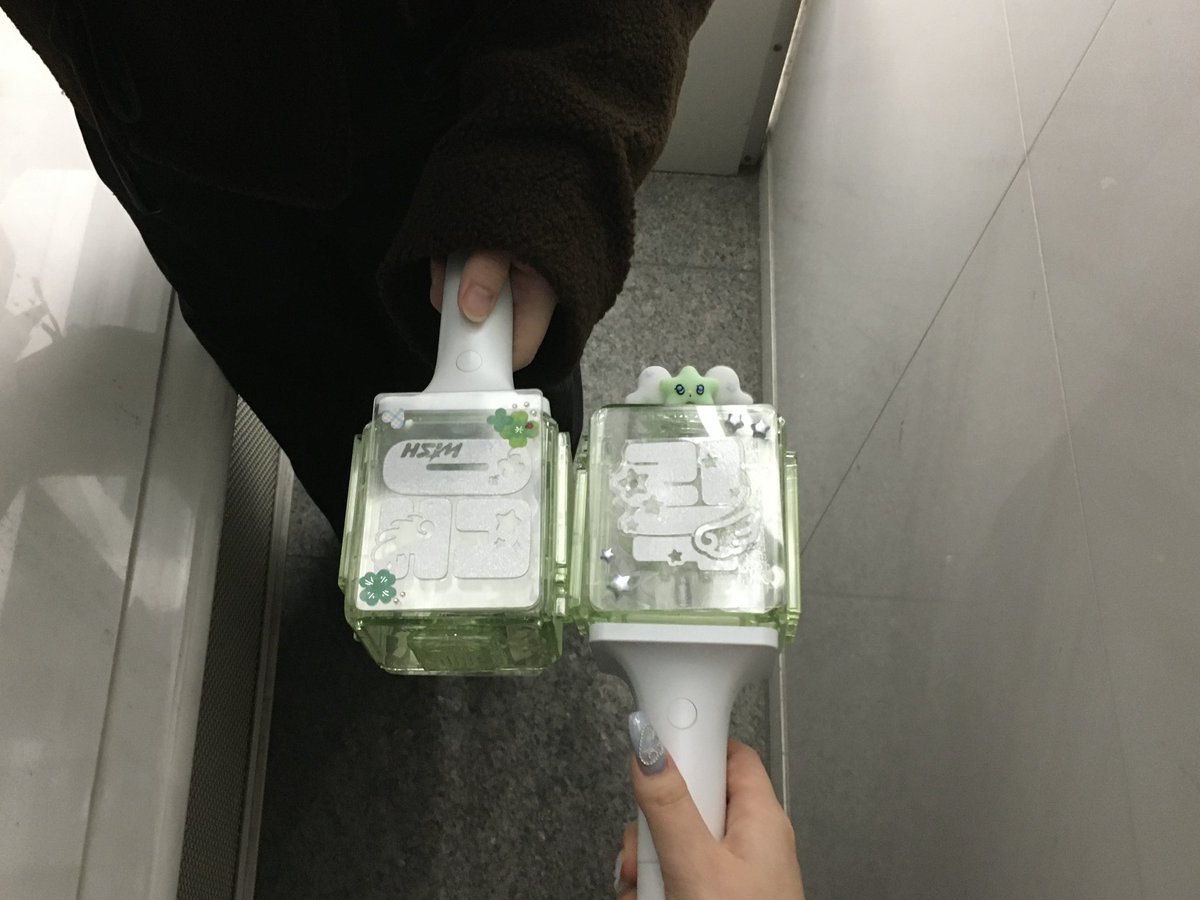 ュゥ⋆꙳ tweet media
