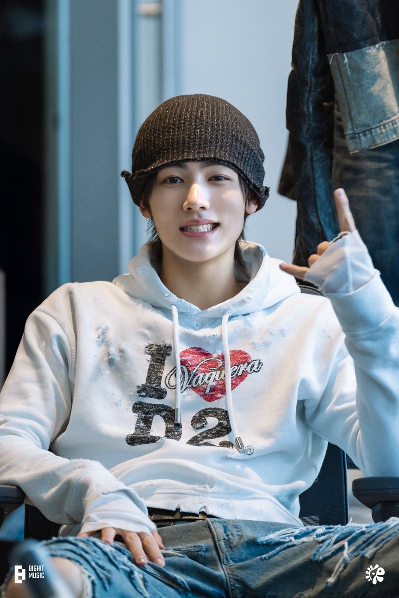 ESHFEED's tweet image. coolest

#SEONGHYEON #성현 #CORTIS #코르티스