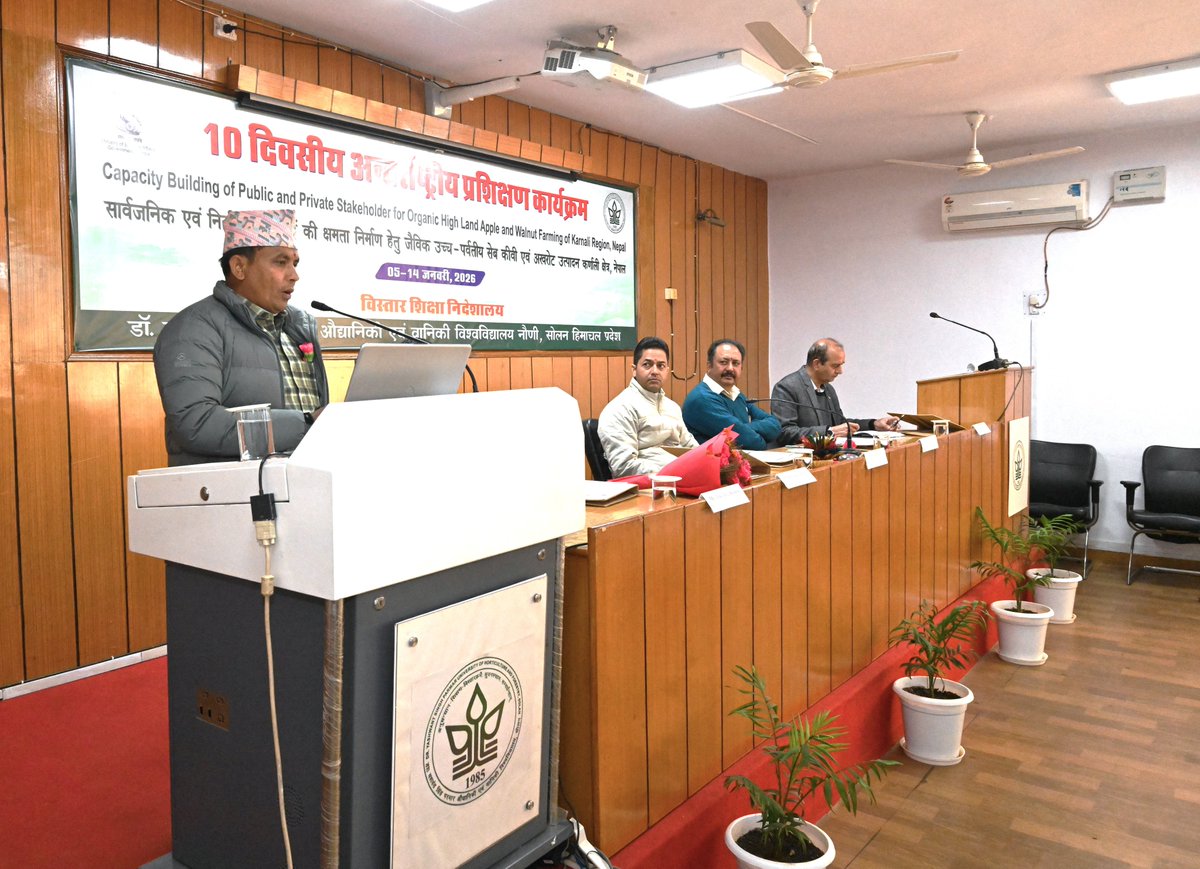 Nauniuniversity's tweet image. 🇮🇳🤝🇳🇵 Strengthening Indo–Nepal cooperation in hill agriculture! A 30-member Nepalese delegation from Karnali, Lumbini, Sudurpashchim &amp;amp; Gandaki attending a 10-day training on apple walnut  &amp;amp; kiwi farming at @nauniuniversity Supported by MEA, GoI @indiainnepal