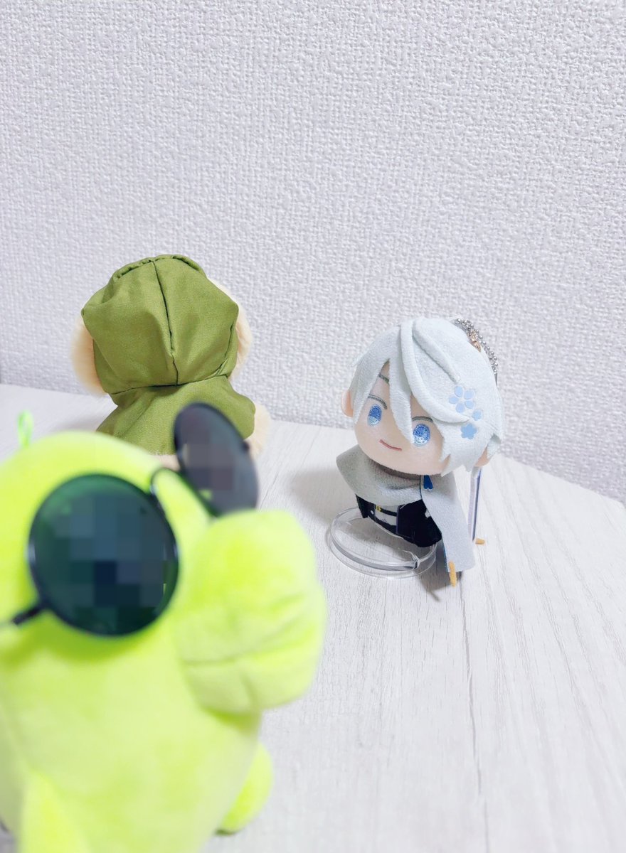 ゆびちょぎ「ぱっちくんコート洗ってさっそく着ているんだね」 ぱっち