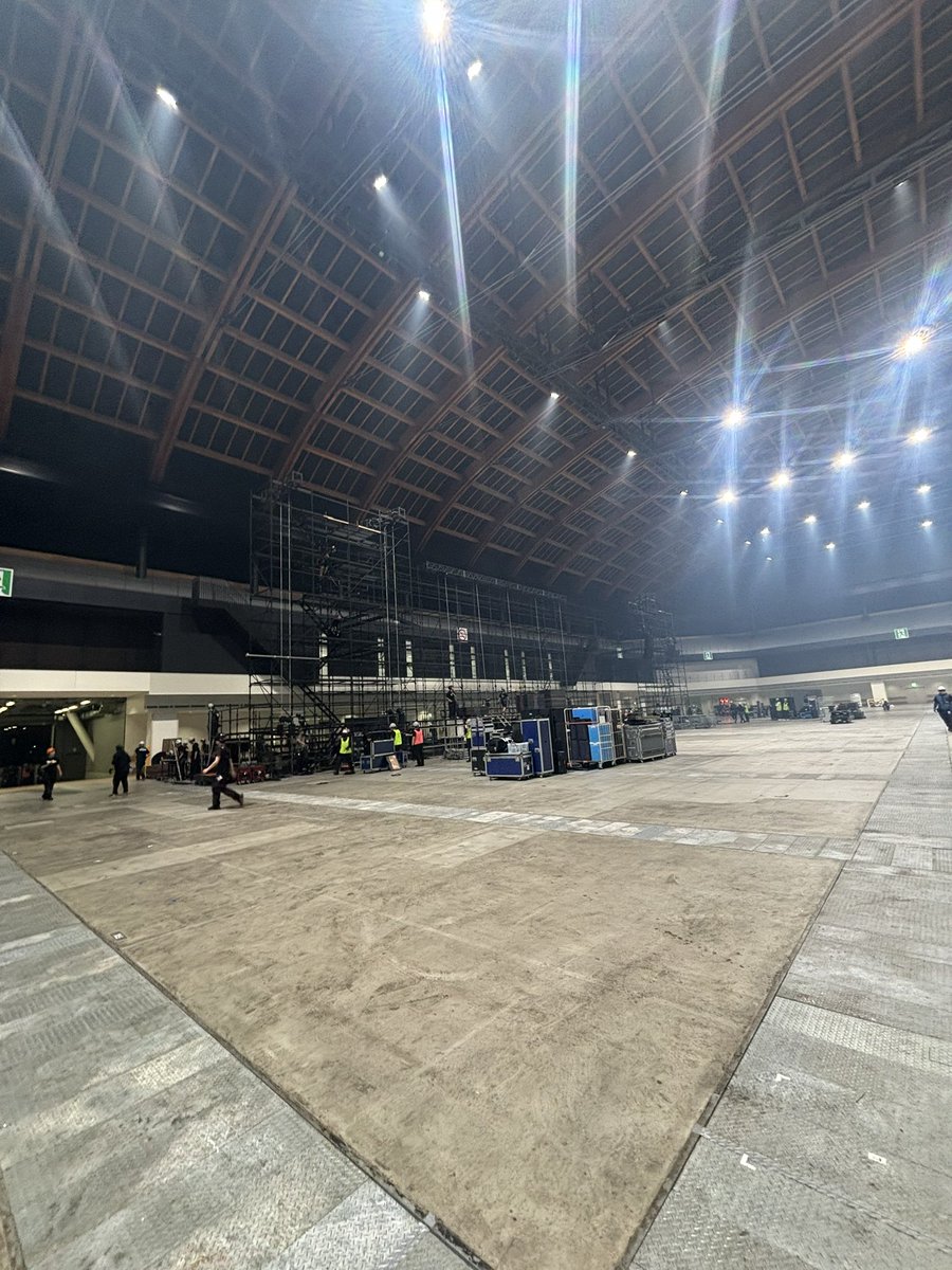 株式会社OverTheClip tweet media