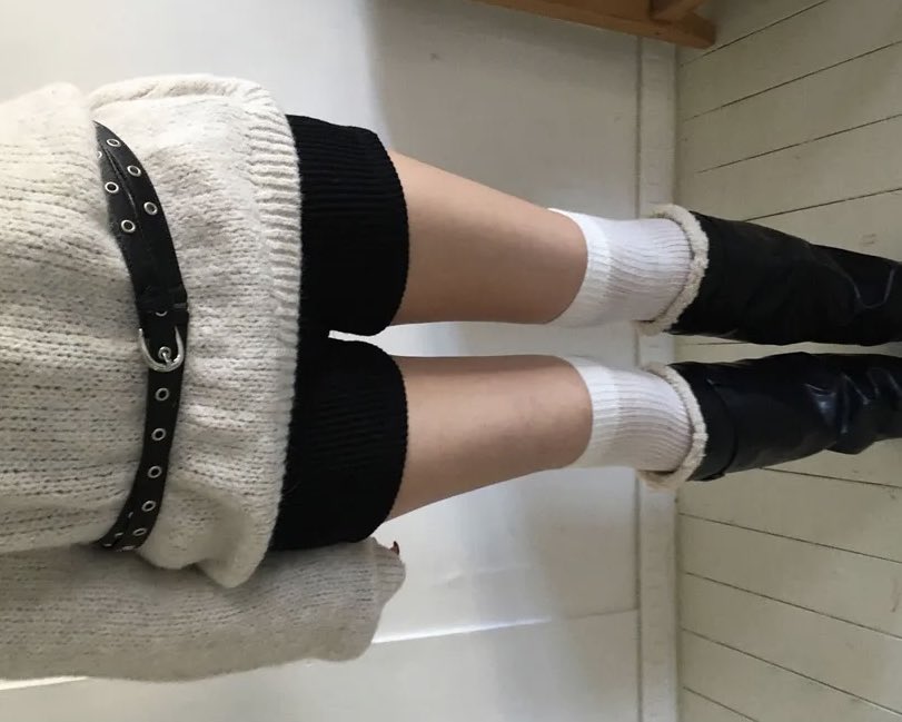 #수익성링크 #에이블리크리에이터 

휘뚤마뚤 교복템 가능한 하의 모음 ⊹⁺ 
 ↳ 부츠컷 / 레이어드 / 미디 스커트 / 숏팬츠