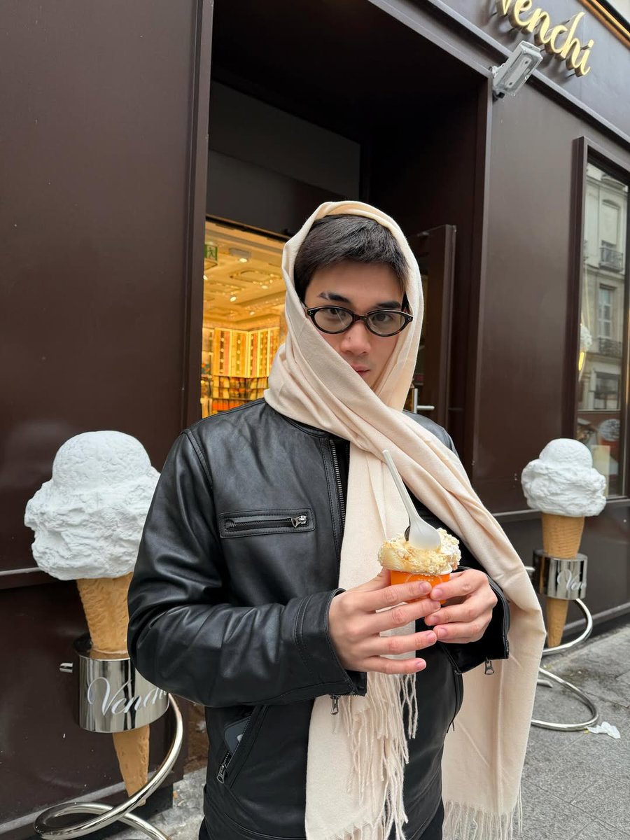 ForSupFourth's tweet image. Paris isn’t the same w/o uu

2026-01-06
[Update IG] fourth.ig

@tawattannn
#Fourthnattawat #โฟร์ทณัฐวรรธน์