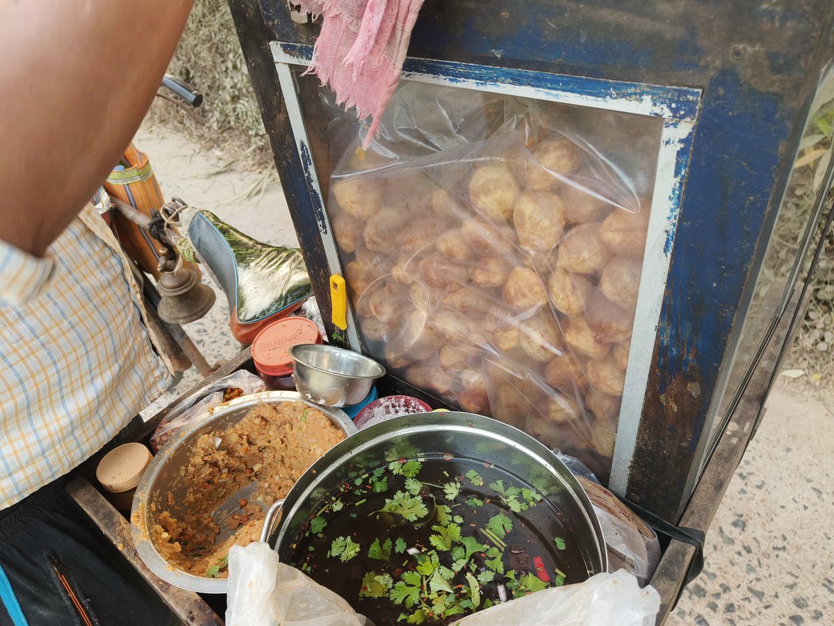 জল ফড়িং tweet media