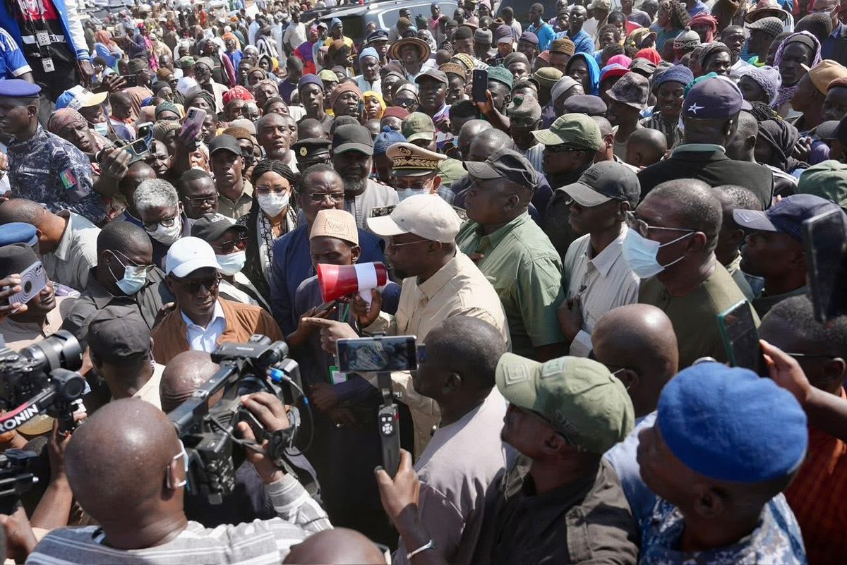 Une fusion totale avec son peuple, au point de ne faire qu’un avec ses espoirs, ses douleurs et ses combats.