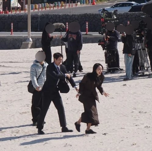 shnhysn's tweet photo. secret audit 4/25🧐 https://t.co/Zqxw5DsCUD