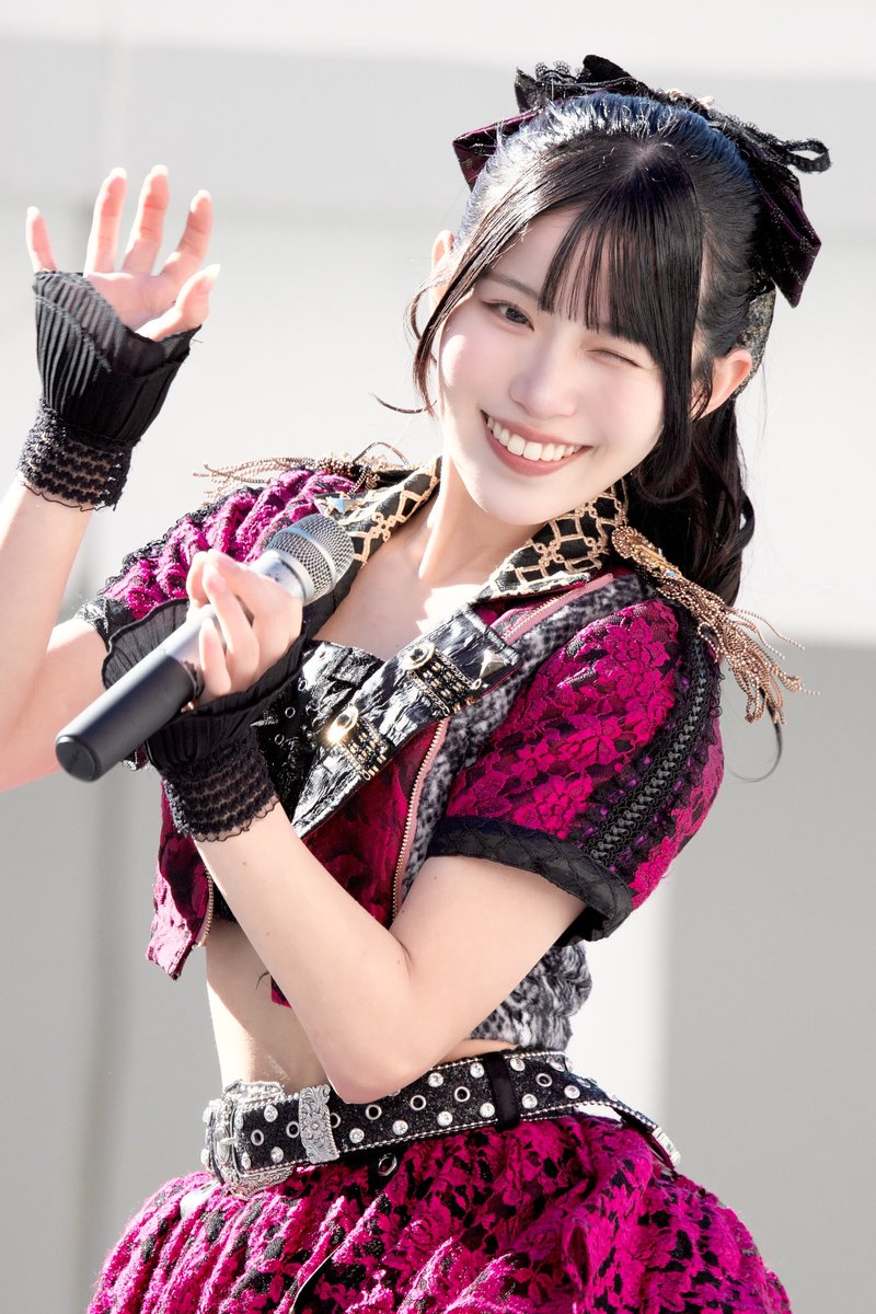 misaki__encore's tweet photo. ウインク受け取って♡ https://t.co/UQJr2D21kO