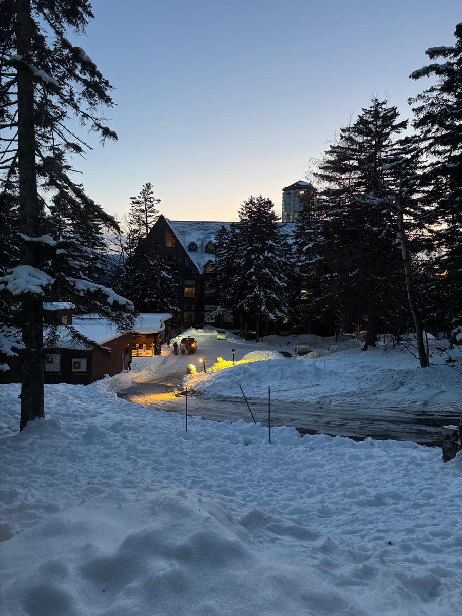 Golden7PP_'s tweet image. I love snow too and I love you so much 🥰😘 @Ppsanta