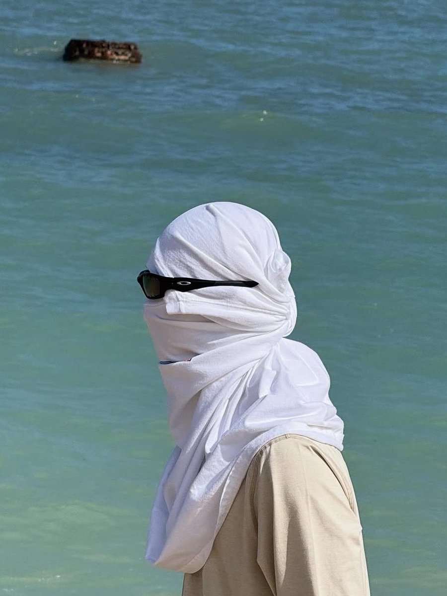 stargyust's tweet image. gyuhao in riding in tandem-snatcher outfit check 😭