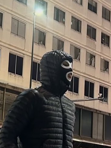 stargyust's tweet image. gyuhao in riding in tandem-snatcher outfit check 😭