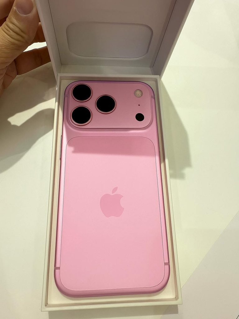 fairiehaze's tweet image. pink 🩷