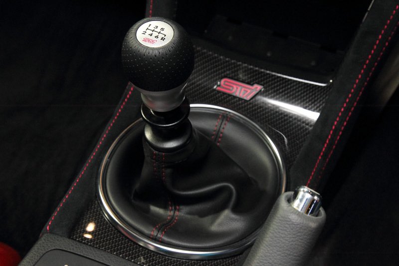 Lion_S16_NFX's tweet image. ・レヴォーグSコンセプト
・レガシィB4ブリッツェン コンセプト
どちらも東京オートサロン2015にて公開
 #ガチで根に持ってるコンセプトカー