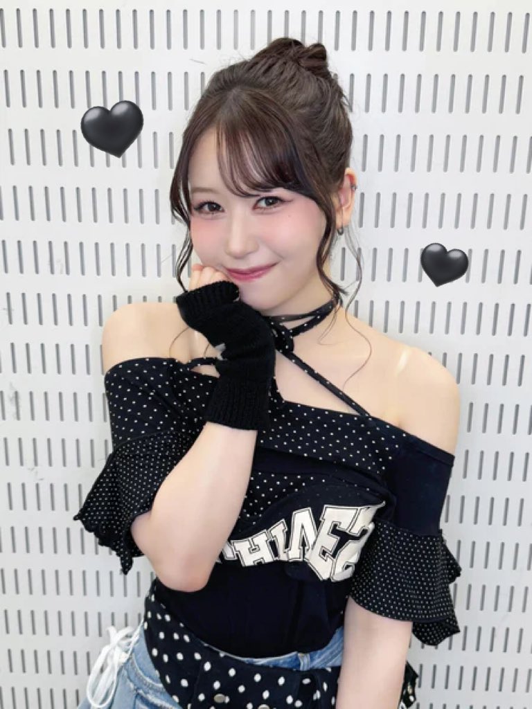 ME:I MOMONA 笠原桃奈 MO:NA ME_I の #MOMONA (笠原桃奈)ちゃん🍑🖤