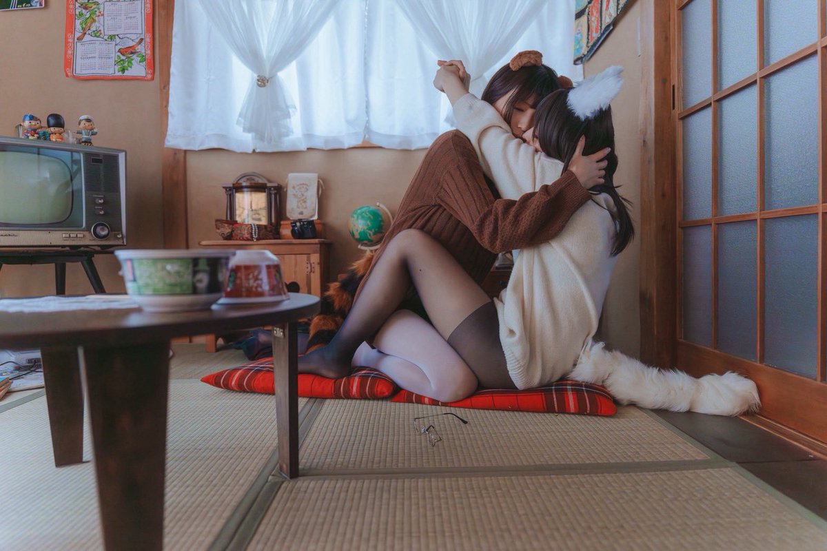 狐と狸

model
栗原アルさん
(＠kuri1013r )
まむさん
(<a href="/mam_1582/">まむ⛅️ 1日目東7 “Ｉ”30a、2日目東8"W"18b</a> )