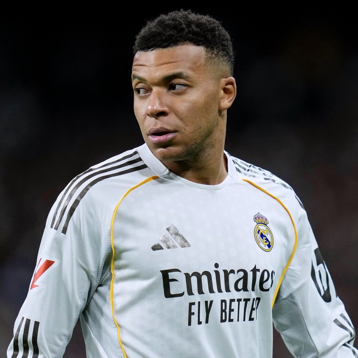 RMCF_Minuto93's tweet image. 【速報】

🇫🇷エンバペはスーペルコパ欠場へ

・エンバペは膝を捻挫
・彼は12月7日のセルタ戦以降で強行出場した
・スーペルコパ決勝も出場不可能

ソース @diarioas